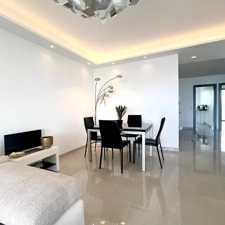 Appt 2 Bd-4 Pers-pool Wifi Tennis Park-sea View Lägenhet